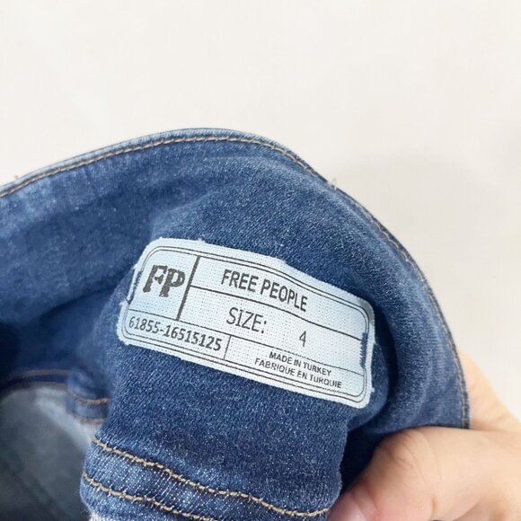 Free People Medium Wash Denim Lace Up Corset Jean Skirt Mini Boho Indue Size 4 - Picture 3 of 6